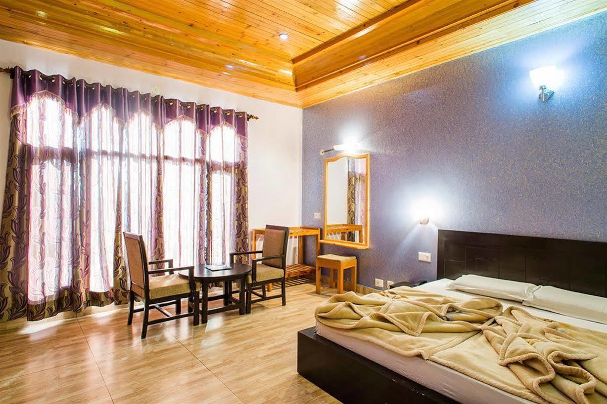 Village Live In Resort Chail Exterior foto